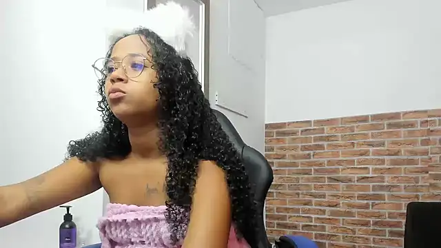 wizarpamela webcam