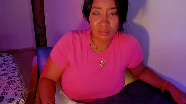 NicolePasqualott webcam