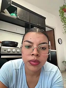 Adri_zu webcam