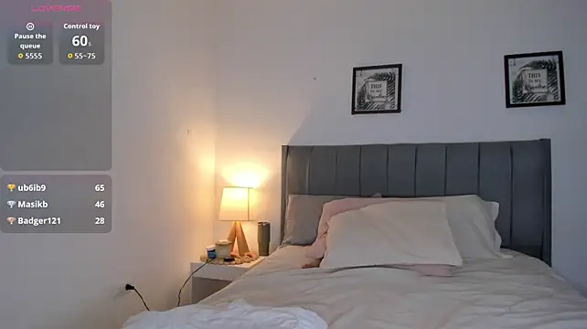 lia_williams1 webcam