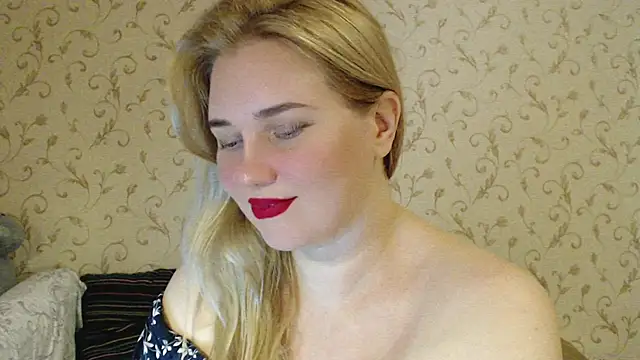 mmmPinUpGirl webcam