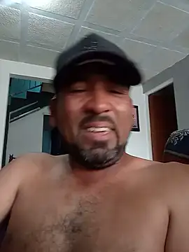 Ernesthot82 webcam