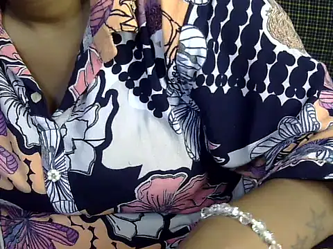 HOT-VARSHA7 webcam