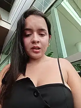 Julieth_hot-69 webcam