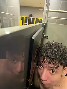 yoursexyjose webcam