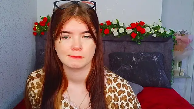 MelissaMay__ webcam