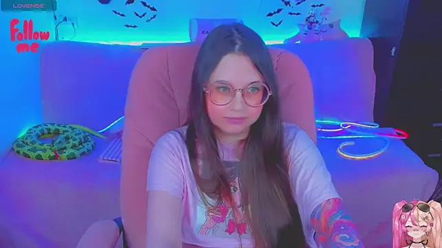 Lolisuccub webcam
