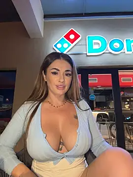 IsabellaEtthan live sex cam