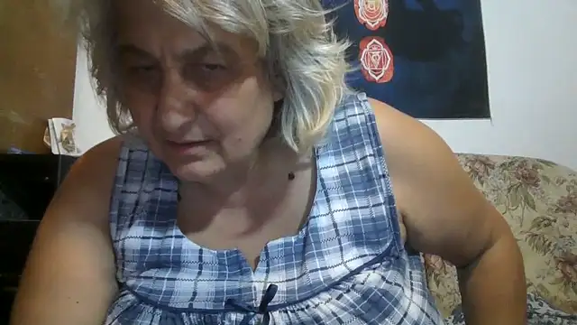 ExquisiteMature webcam