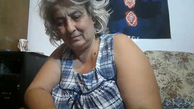 ExquisiteMature webcam