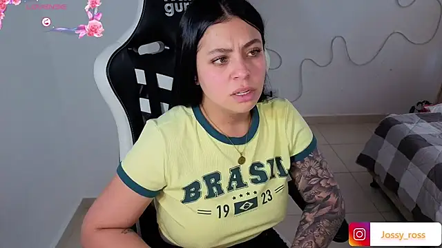 Victoryyy_ webcam