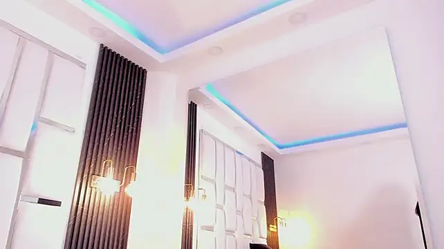 Maia_Clark520 webcam