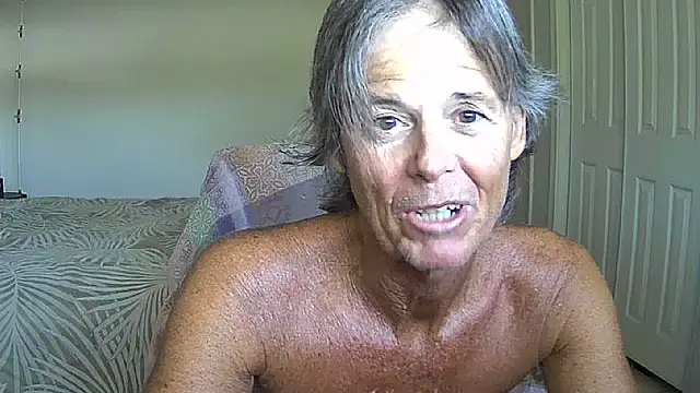nakeedcowboi65 live cam on StripChat