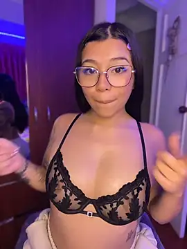 maaddyXXX webcam
