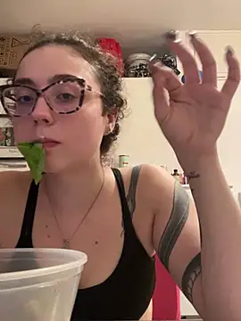 ladyturtle webcam