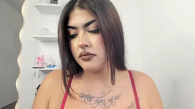 hollycute__ webcam