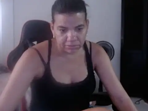 Adriana_0312 webcam