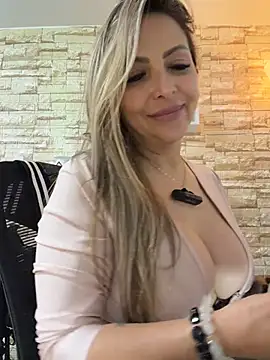 _Abril-Office1 🕶 live naked webcam