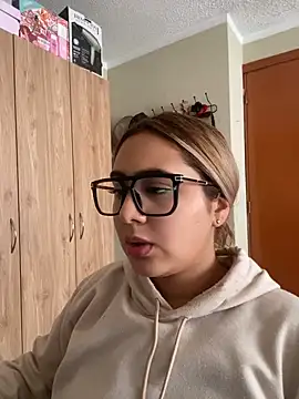 Miabonnett_ webcam