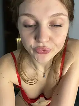Emaline_Fane webcam
