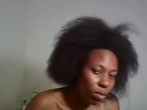 Cutie_blondiey webcam
