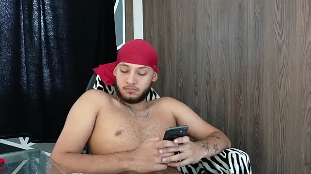 Ryan_Miller111 webcam