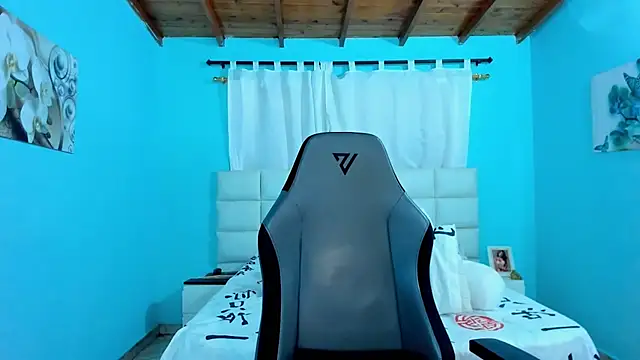 shadia-orozco webcam