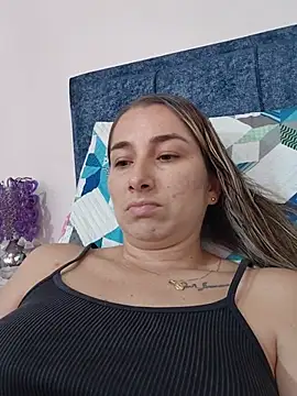 Lipzzy_sun20 webcam