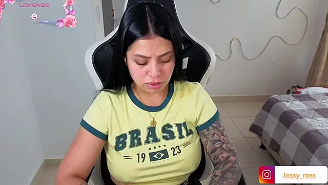 Victoryyy_ webcam