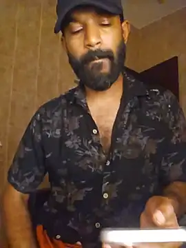 Mallukiran live cam on StripChat