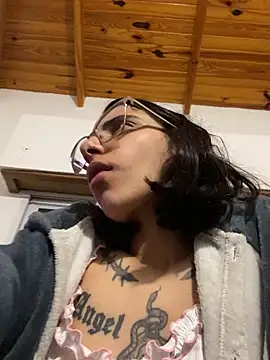 Poison_Ivy_29 webcam