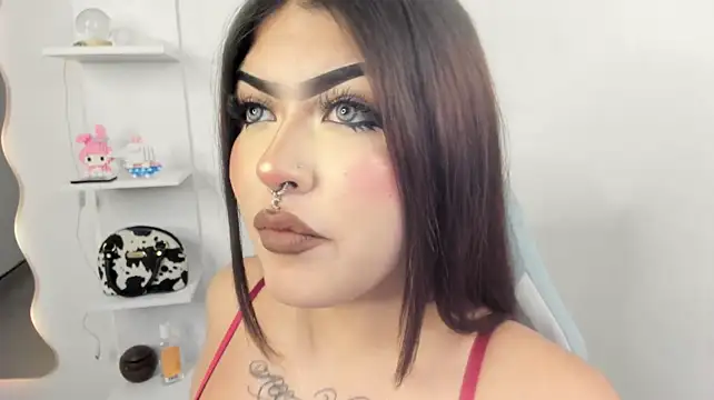 hollycute__