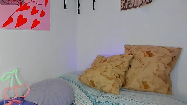 MarieTaylor_ webcam
