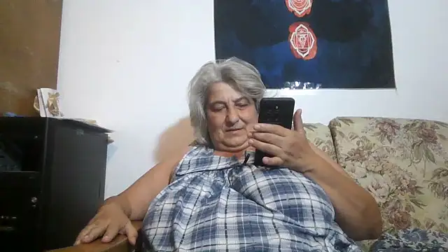 ExquisiteMature webcam