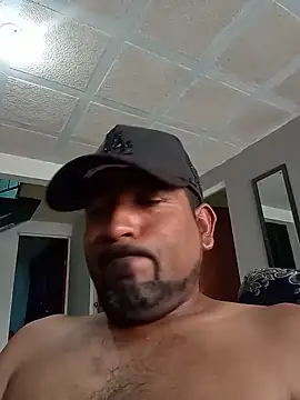 Ernesthot82 webcam