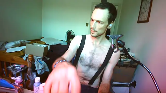 JohnnyMoves webcam