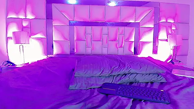 Britany_montiel webcam