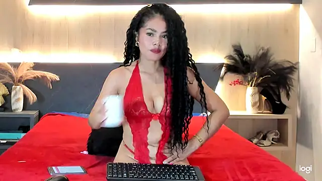 LorenaVarga webcam