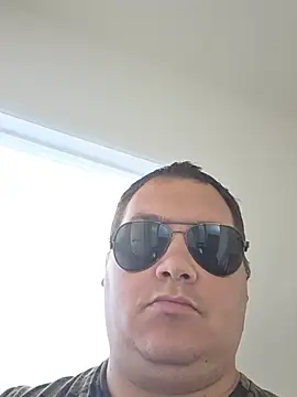 valhallacouple420 webcam