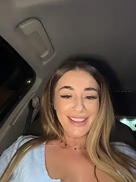 IsabellaEtthan Live Webcam on Stripchat