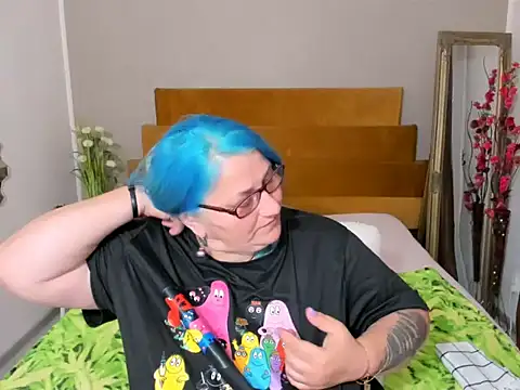 Sugarmommy_69X webcam