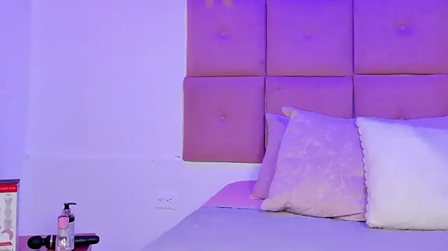 Piinksoul149 webcam