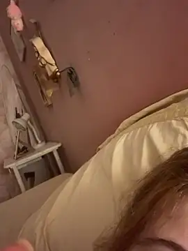alicebassiofficial webcam
