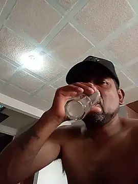Ernesthot82 webcam