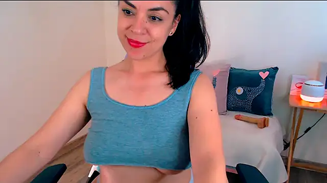 LATINGODDESS_X webcam