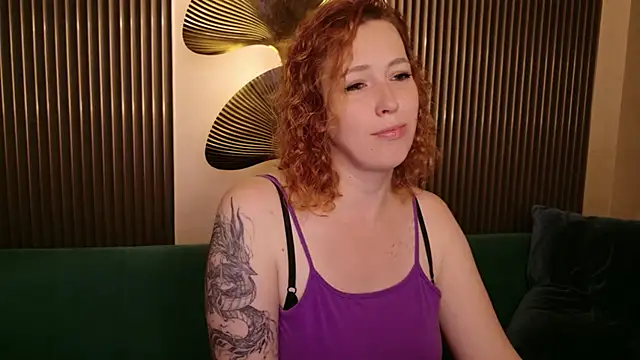 Evie_Berret webcam
