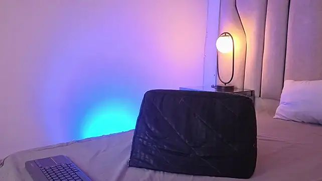 lian_cameron webcam