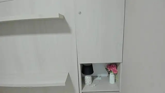 TaylorBloom webcam