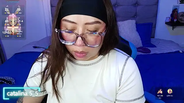 Kata_Bigboobs webcam