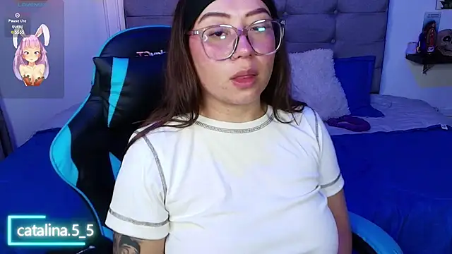 Kata_Bigboobs webcam